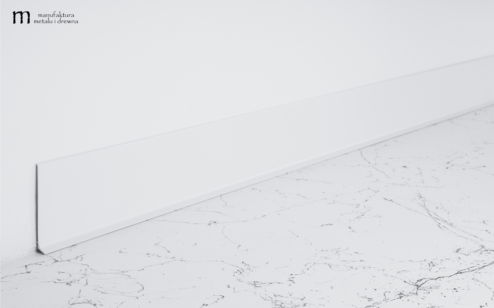 Aluminiowa listwa przypodłogowa 10 cm - biała - obrazek 3