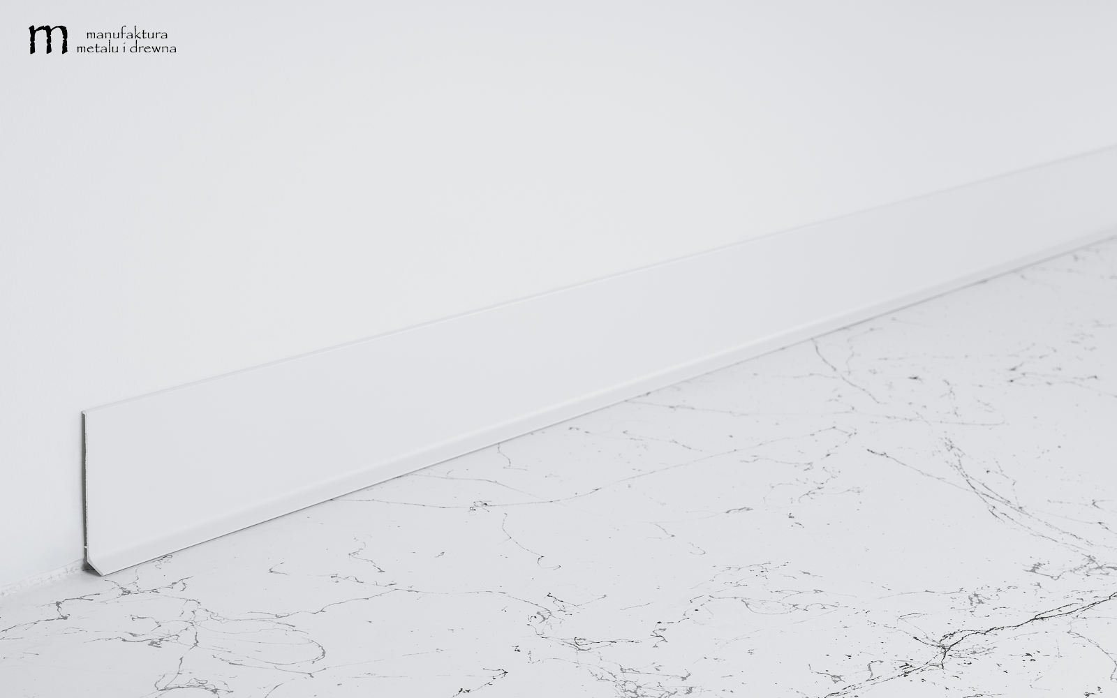 Aluminiowa listwa przypodłogowa 8 cm - biała - obrazek 7